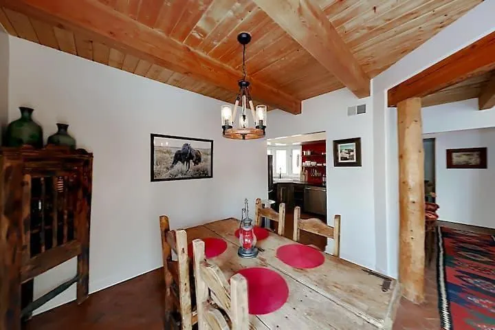 501 Rio Grande Ave F2-1