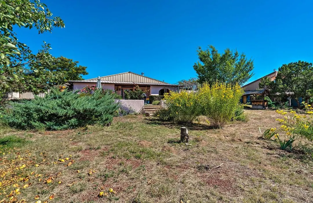 Adobe With Patio And Hot Tub - 5 Mi To Meow Wolf!-1