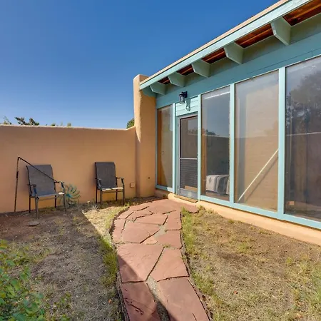 Adobe Cottage W/ Patios In South Santa Fe-2