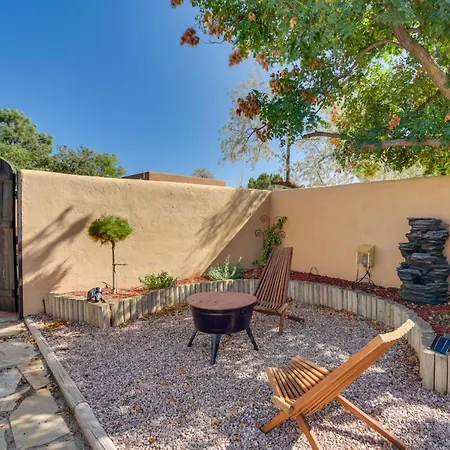 Adobe Cottage W/ Patios In South Santa Fe-3